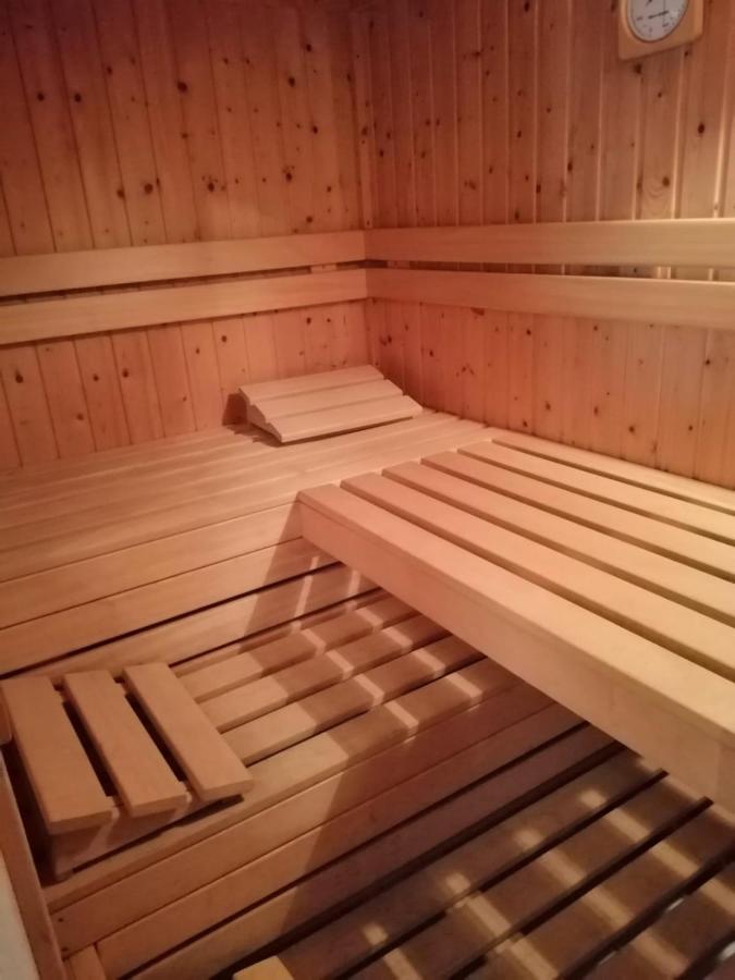 Prive Sauna & Terras - Aachen Vaals Drielandenpunt Ngoại thất bức ảnh